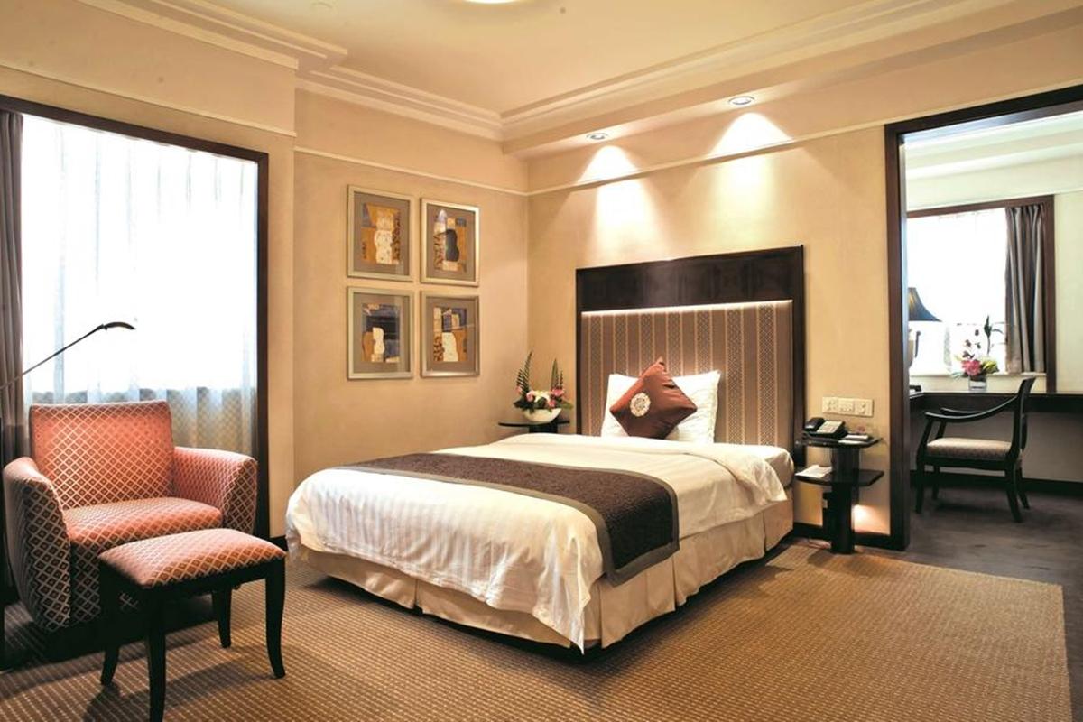 Howard Johnson Ginwa Plaza Hotel Xi'an  Exteriör bild