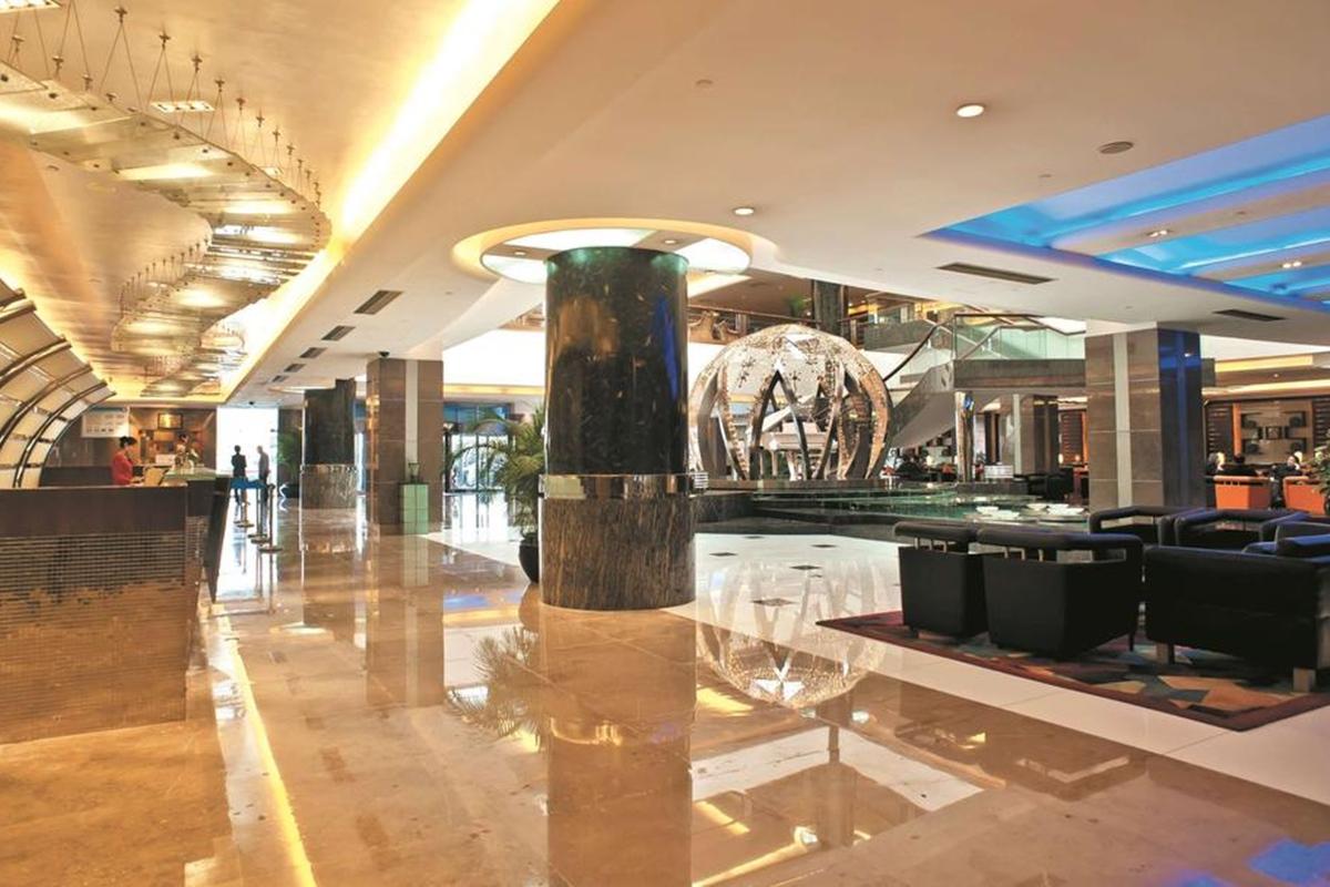 Howard Johnson Ginwa Plaza Hotel Xi'an  Exteriör bild