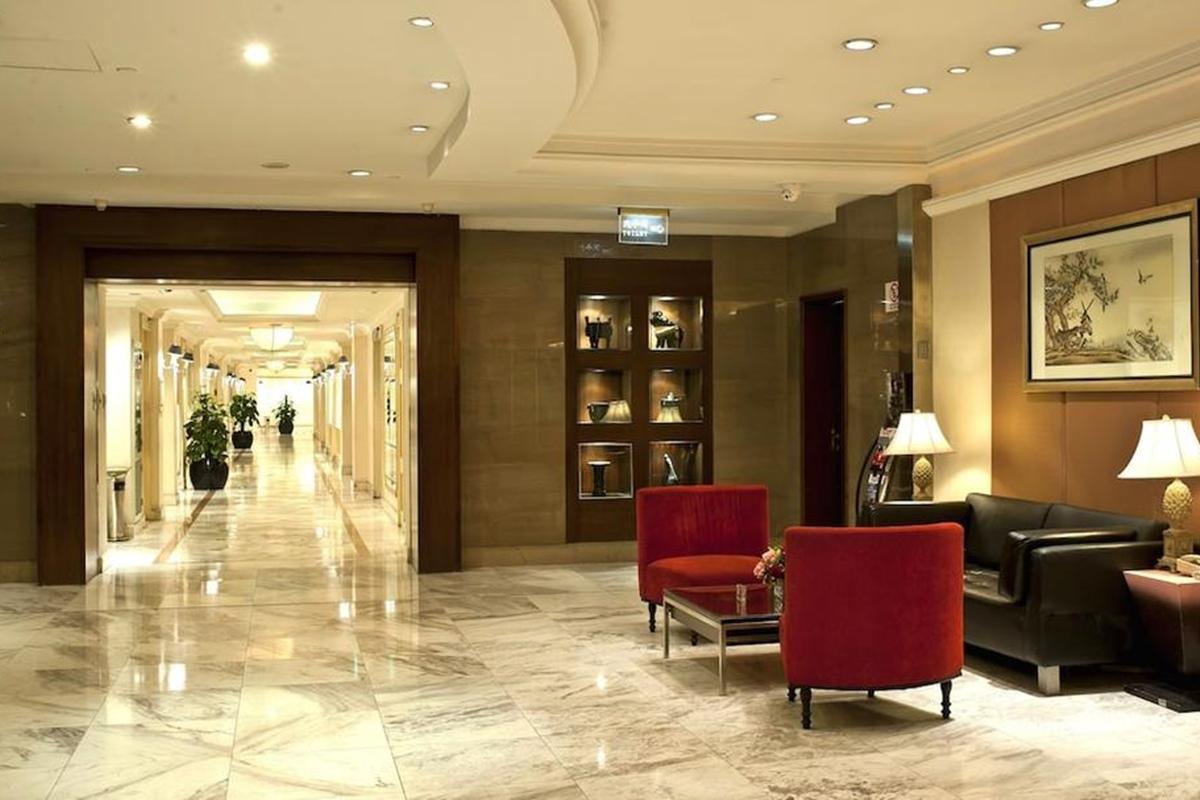 Howard Johnson Ginwa Plaza Hotel Xi'an  Exteriör bild
